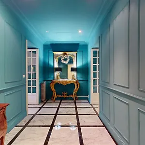 Silver Five Stars House France